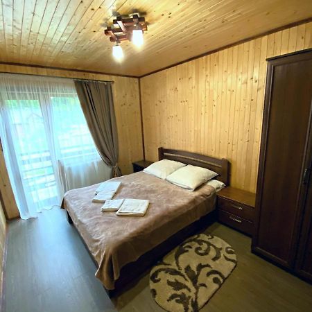 Під Магурою Hotel Vorokhta Exterior photo