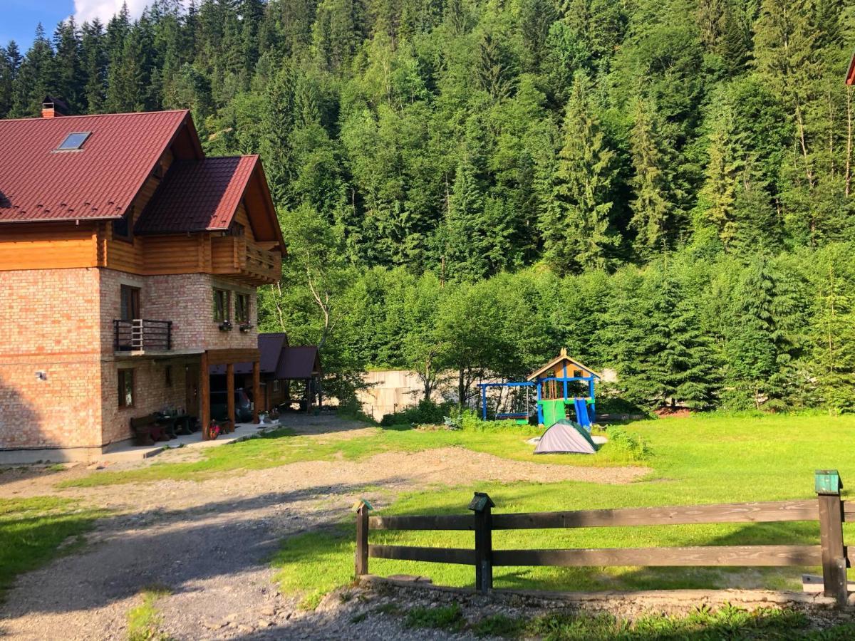 Під Магурою Hotel Vorokhta Exterior photo