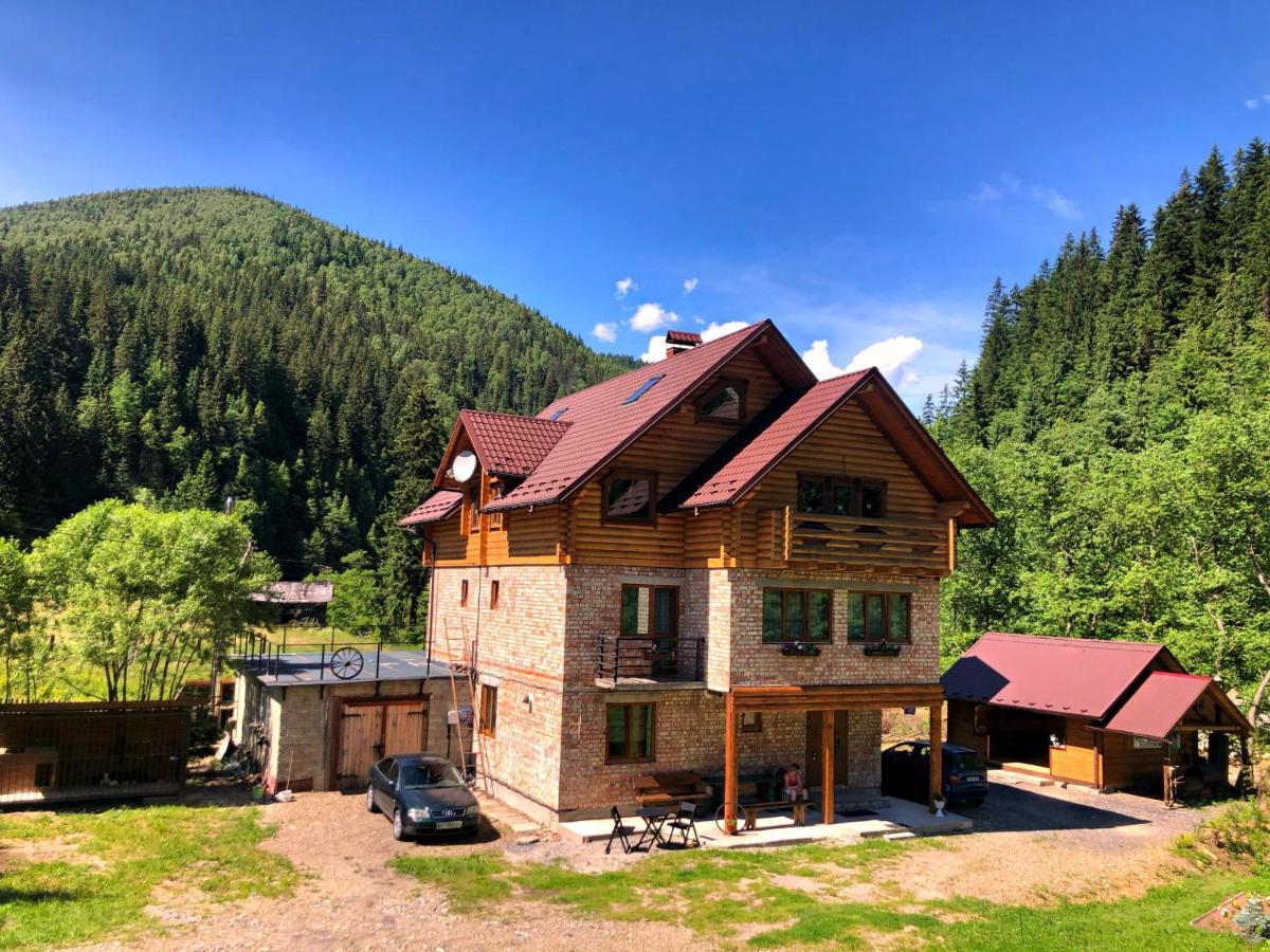 Під Магурою Hotel Vorokhta Exterior photo